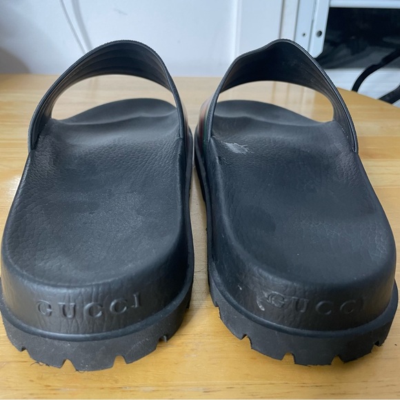 Mens Gucci Rubber Slide Sandal - Picture 6 of 16
